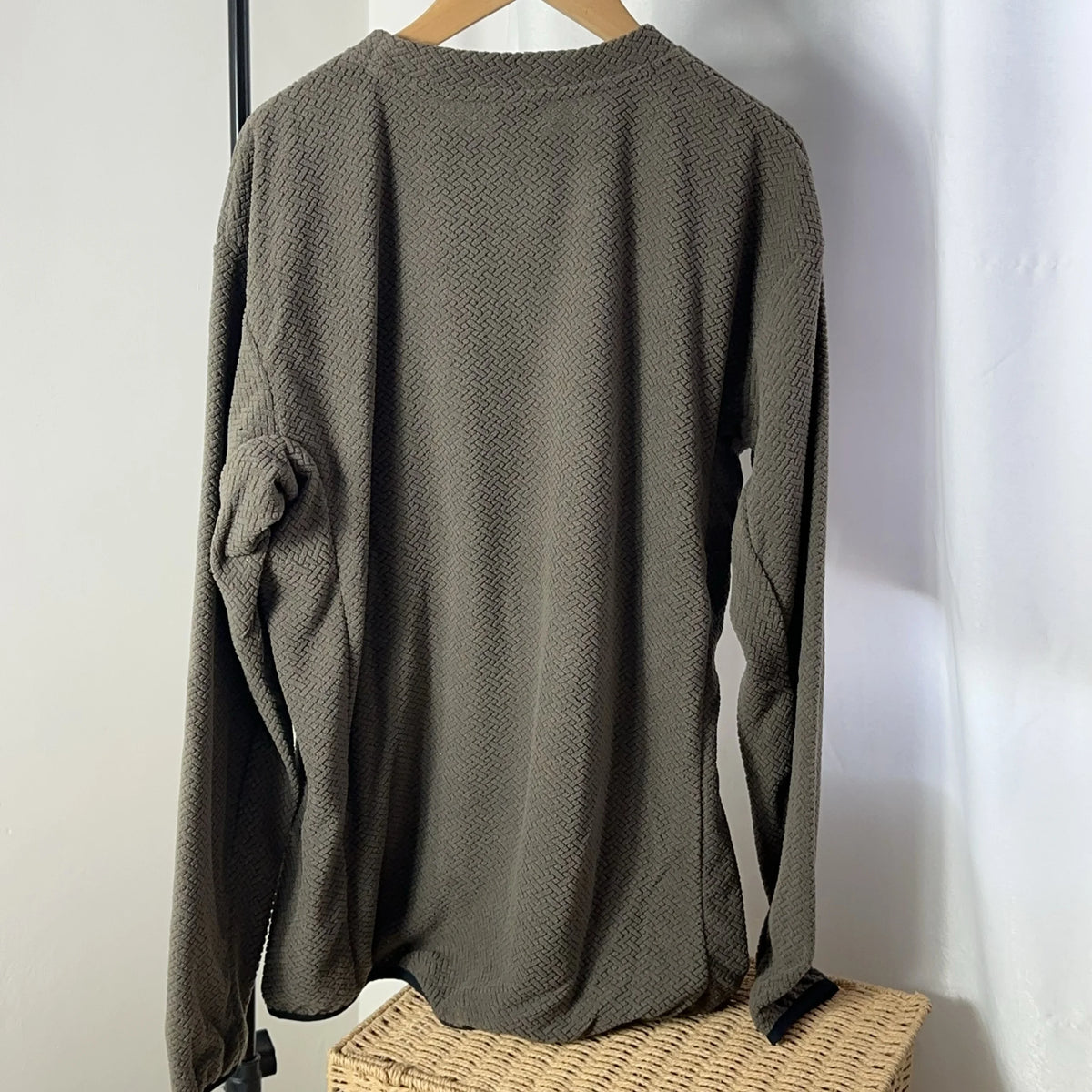 Original Men's Sporty Casual Hoodie Polyester Fiber Youth Trend Autumn Warm round Neck Chest Pocket No Button Men's Sweatshirt