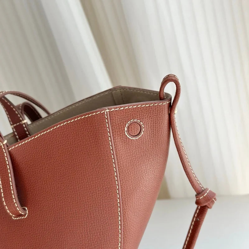 Lychee-Grain Cowhide Tote | Luxury Leather Handbag