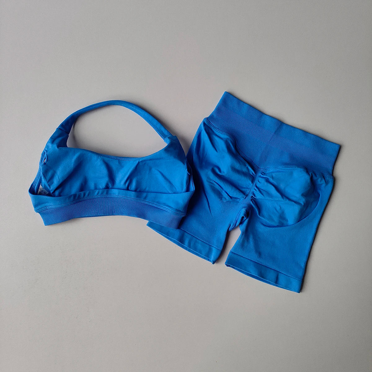 Women’s Seamless Yoga & Workout Set