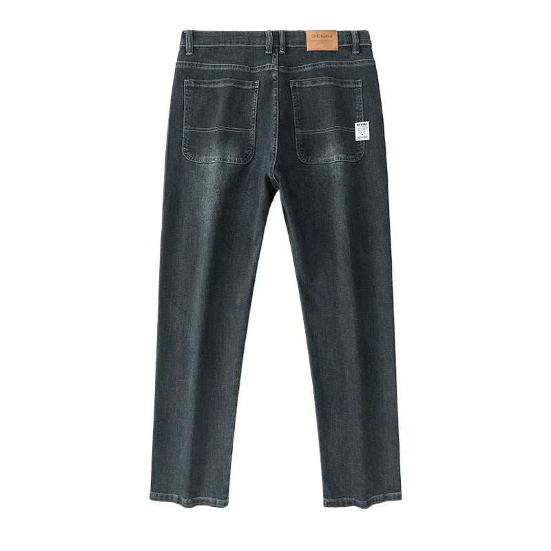 Men’s Relaxed Straight-Leg Stretch Jeans