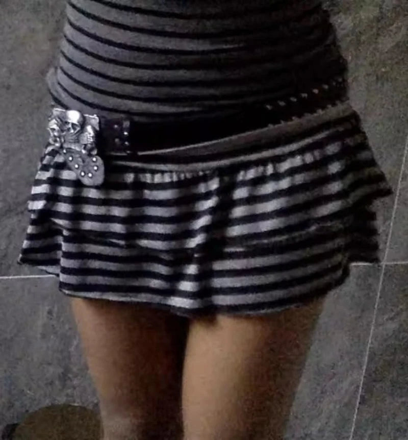 Striped Color-Block Tiered Mini Skirt – Y2K Style