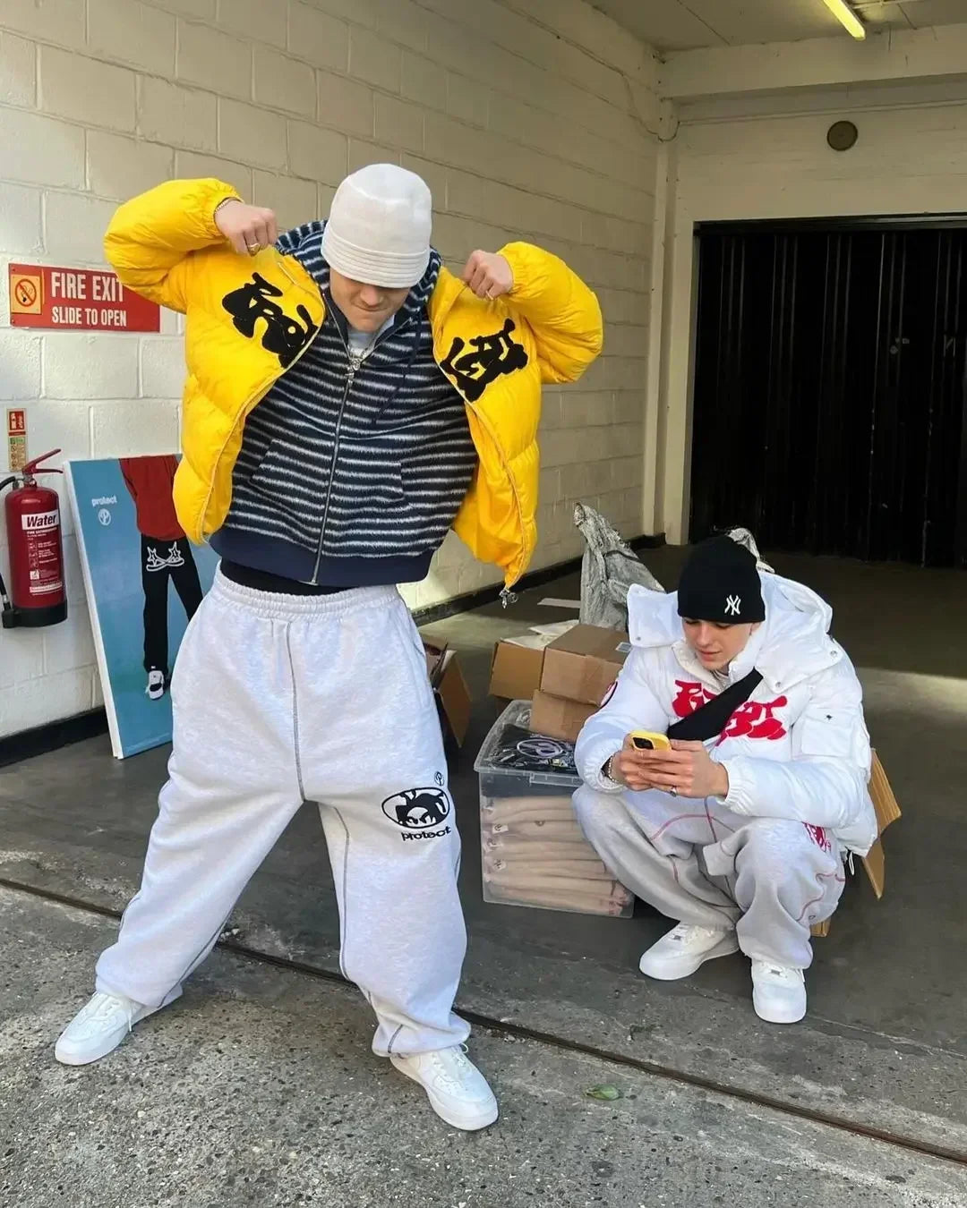 Men's Wide-Leg Cargo Pants | Relaxed Streetwear