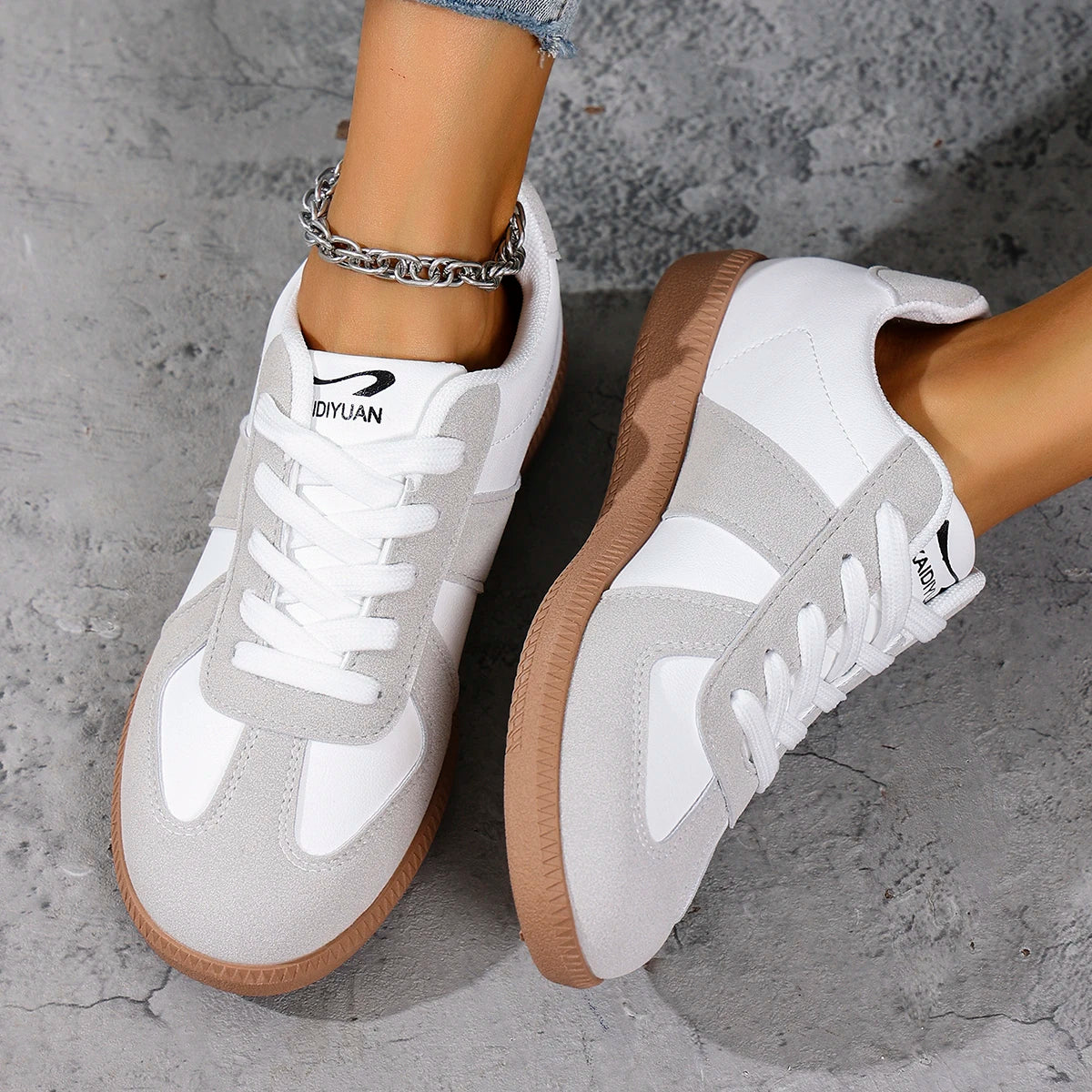 2026 Fashion Leather Women's Casual Sneakers Breathable Woman Vulcanize Sport Walking Running Platform Flats Shoes 644