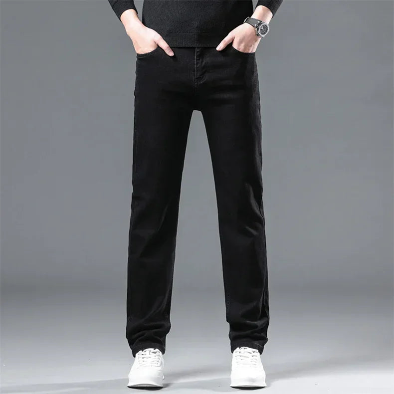 Men’s Fleece-Lined Straight-Leg Stretch Jeans