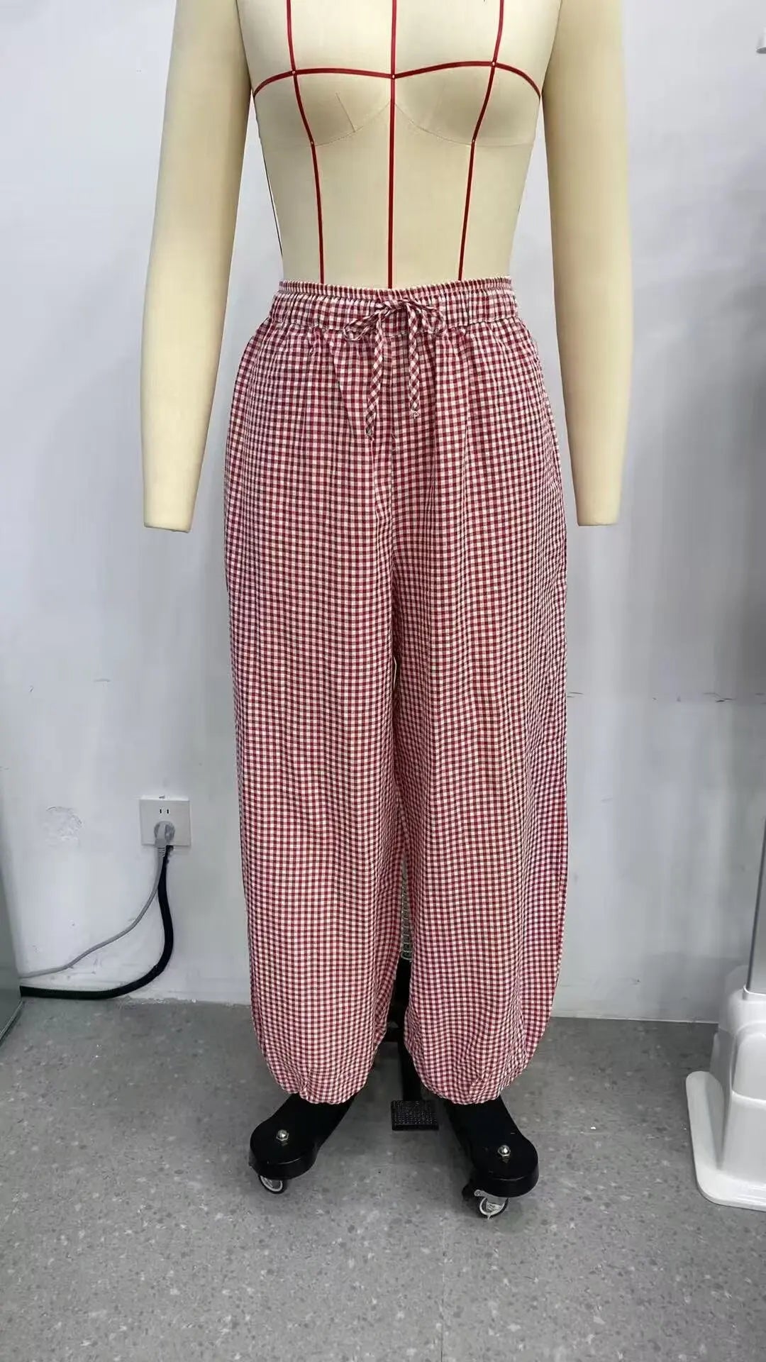 Women's Plaid Drawstring Lantern Pants