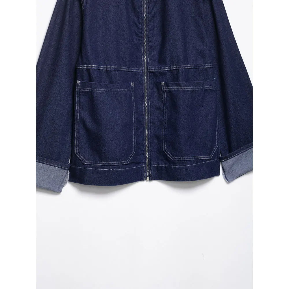 Chic Blue Denim Jacket – USA-Made Casual Lapel Outerwear with Pockets