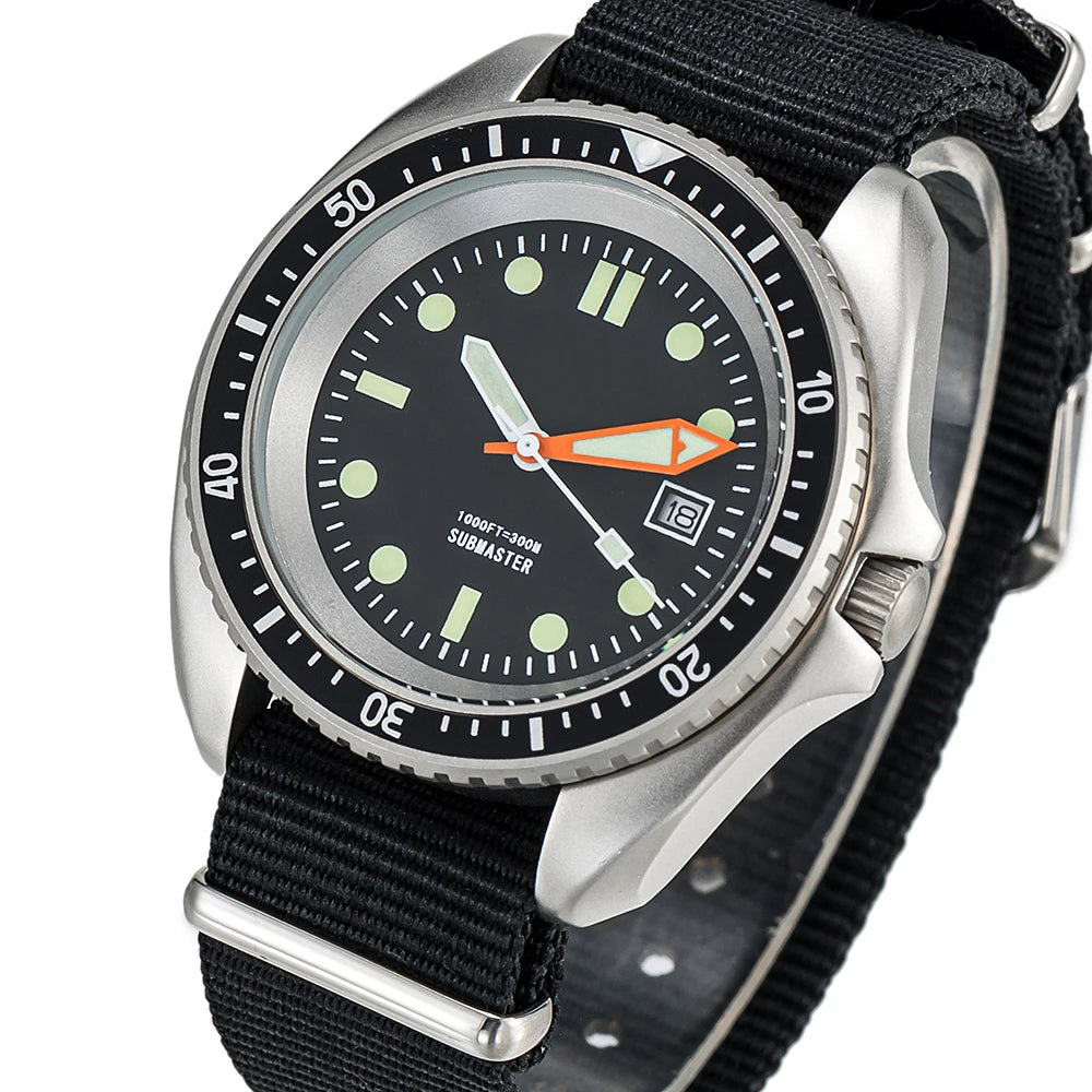 QM UDT Men's Watch  Military Sport Watch Army Green Outdoor Diver Fashion Accessories SM8016C  Japan Movement 300M ATM