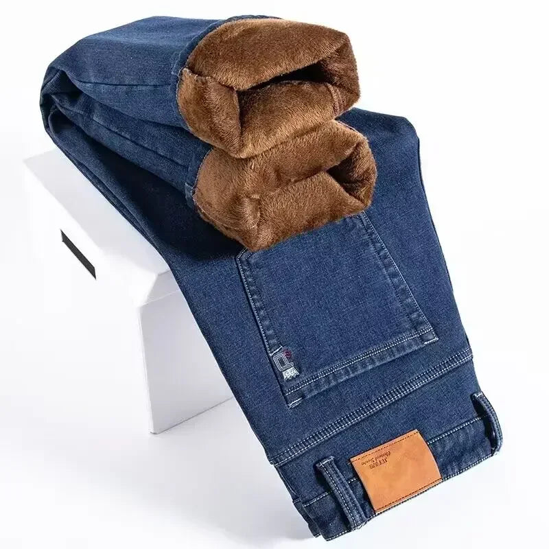 Men's Fleece-Lined Stretch Straight-Leg Jeans