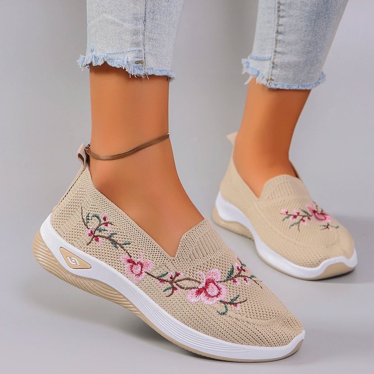 Women's Breathable Mesh Flat Sneakers — Lightweight Slip-On Casual Shoes