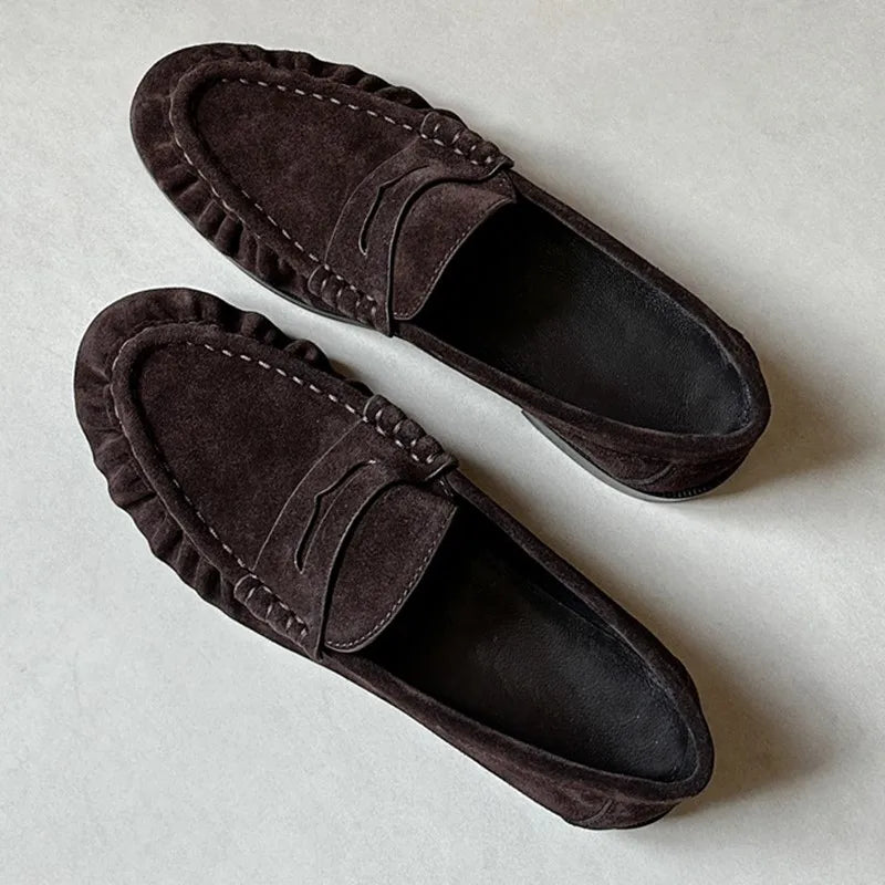 Women's Retro Pleated Suede Loafers