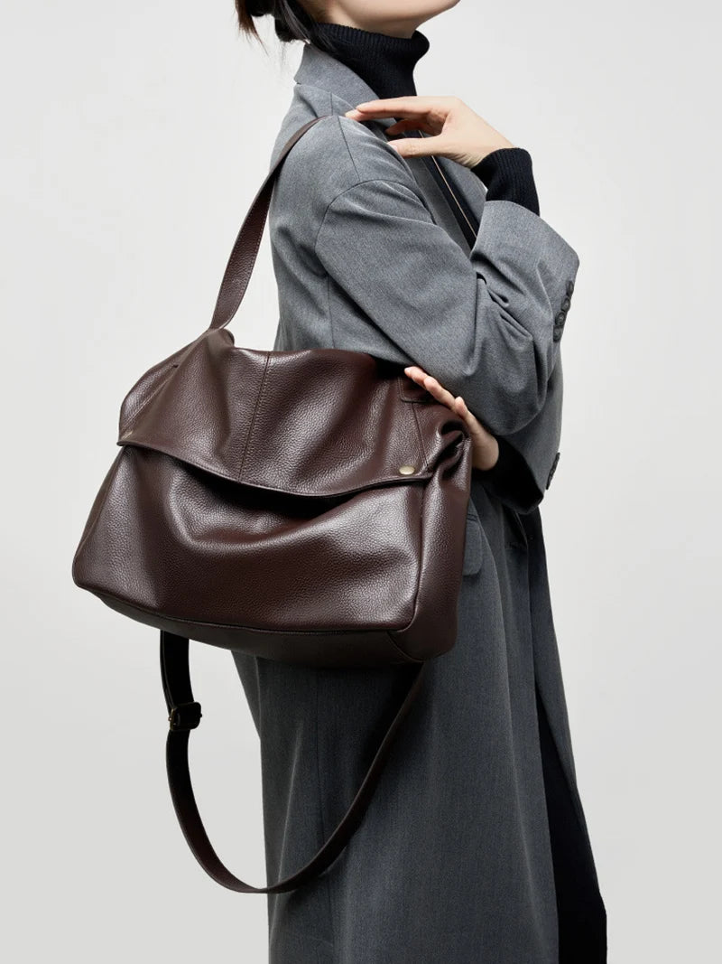 2026 New Large Capacity Women's Shoulder Bag Genuine Leather Tote Casual Handbag for University Students And Commuters Crossbody