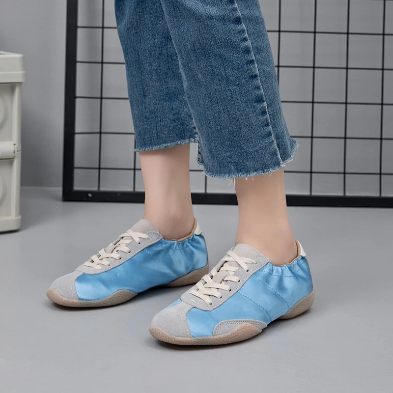 AIYUQI 2026 New Women's Sneakers Shoe Anti-slip and Breathable Women Training Shoes Flat Casual Girl Shoes for Spring and Autumn