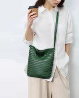 Luxury Women's Shopping Bag New High-End Hand-Woven Leather Bucket Bag Large-Capacity Shoulder Messenger Bag Commuter Tote Bag