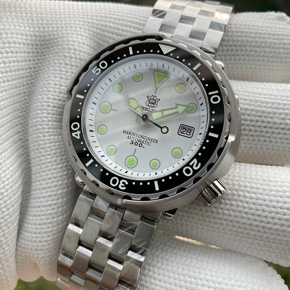 STEELDIVE SD1975 Luxury Auto Watches Men Dive Watch 300m Waterproof C3 Luminous Clock Sapphire Mirror NH35 Mechanical Wristwatch