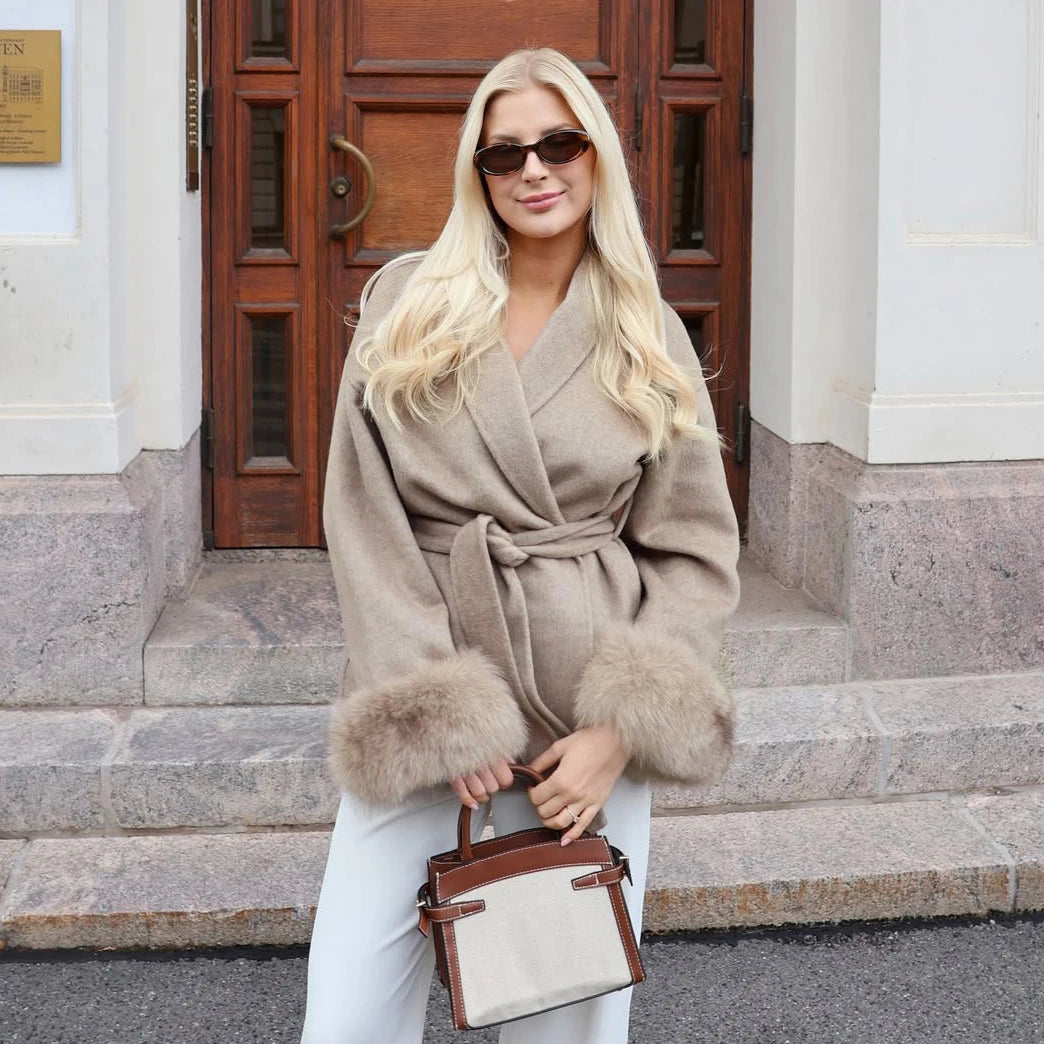 Elegant Fox Fur & Double-Sided Wool Coat