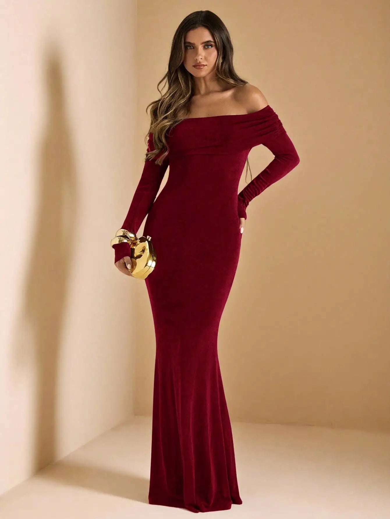 Elegant Open-Shoulder Bodycon Fishtail Dress