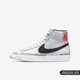 Nike DO2331-101 Women's Lightweight Walking Sneakers