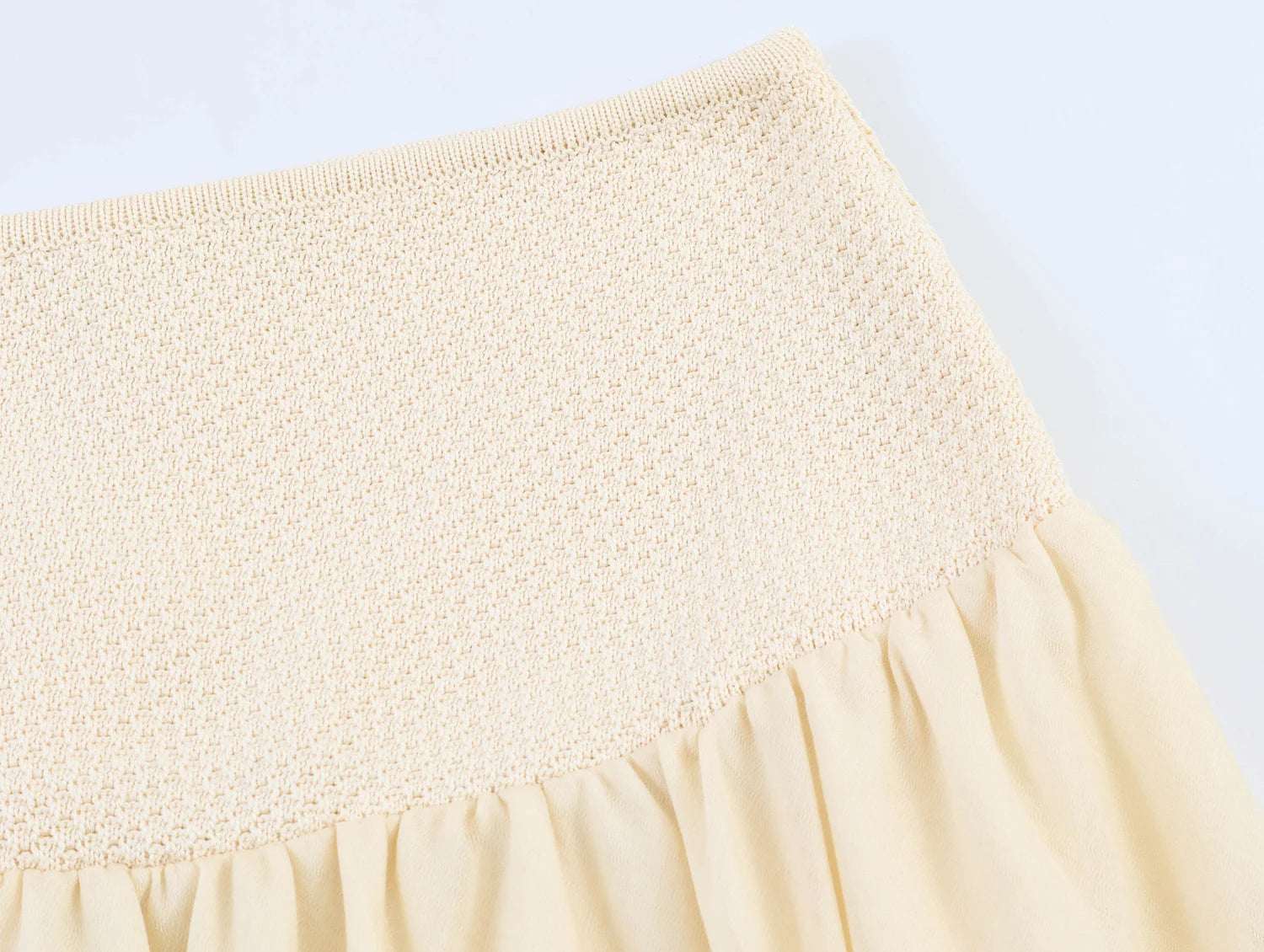 Summer minimalist style V-neck slim fit structured knit short sleeved knitted jacket with suspender short top and half skirt
