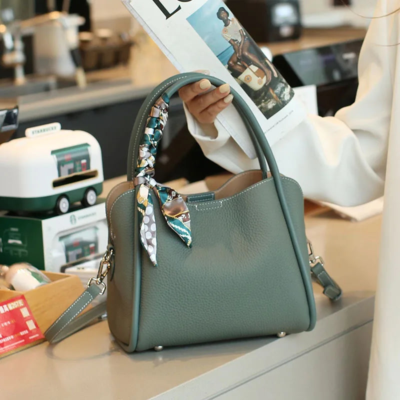 YANATARI Female Genuine Cow Leather Bag for Women Bag Blue Handbag New Crossbody Bucket Bag Luxury Shoulder Bag Tote Bag Medium