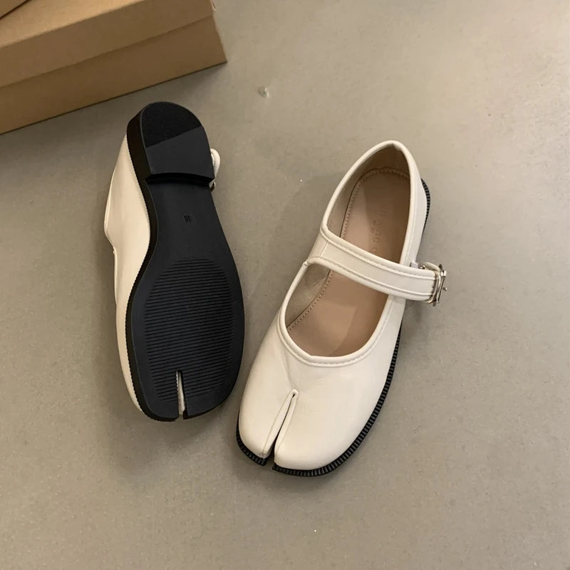 SUOJIALUN Women's Split-Toe Mary Jane Flats