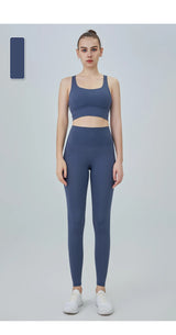 Performance Women’s 2-Piece Yoga Set