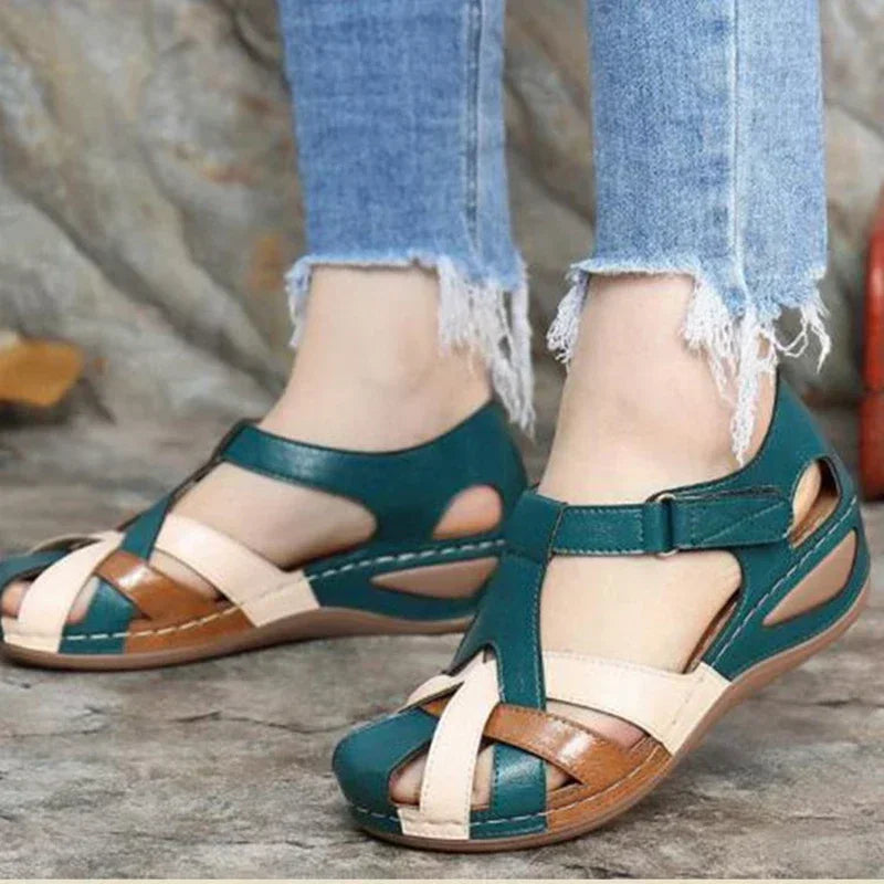 2025 Female Sandals Summer Cool Shoes Simple Design Comfortable Lightweight For Summer Beach Indoor Outdoor
