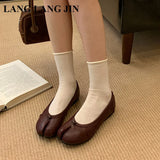 Spring Split Toe Women Ballet Flats Fashion Tabi Shoes Causal Slip On Loafer Ladies Pleated Leather Espadrilles Zapatillas Mujer