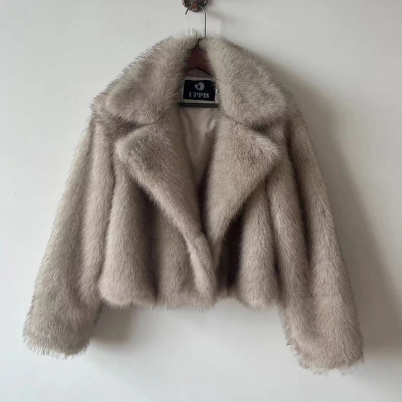 Women's Faux Fur Winter Jacket with Pockets