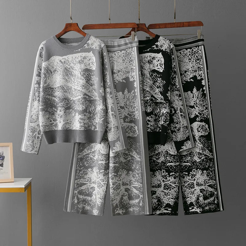 Women’s Knit Animal Print 2-Piece Set - Wide Leg Pants & Sweater