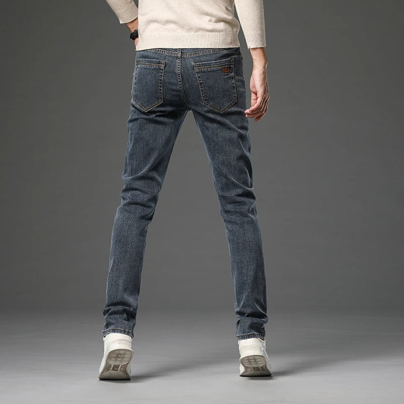 Men's Fleece-Lined Stretch Jeans