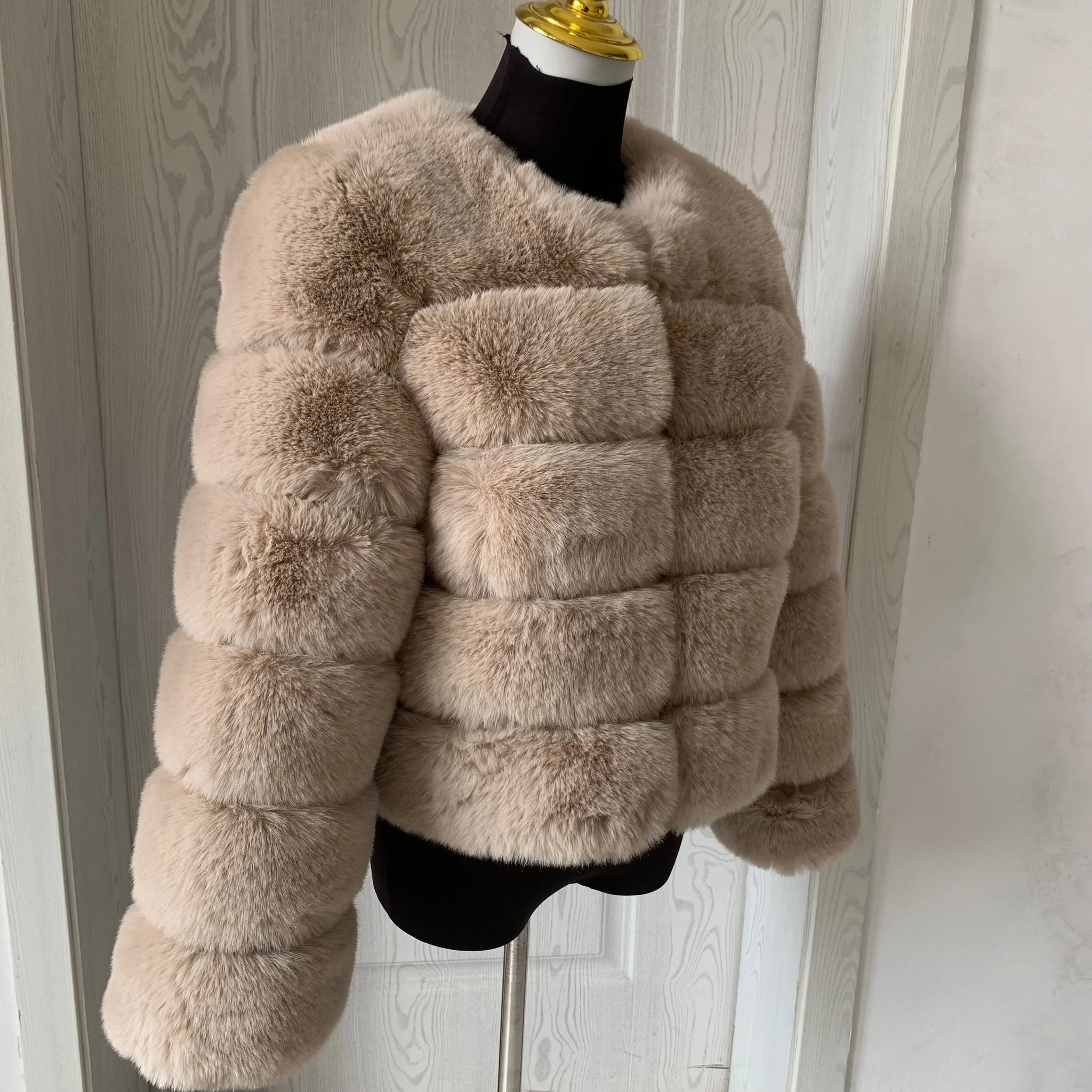 Elegant Winter Faux Fox Fur Crop Jacket