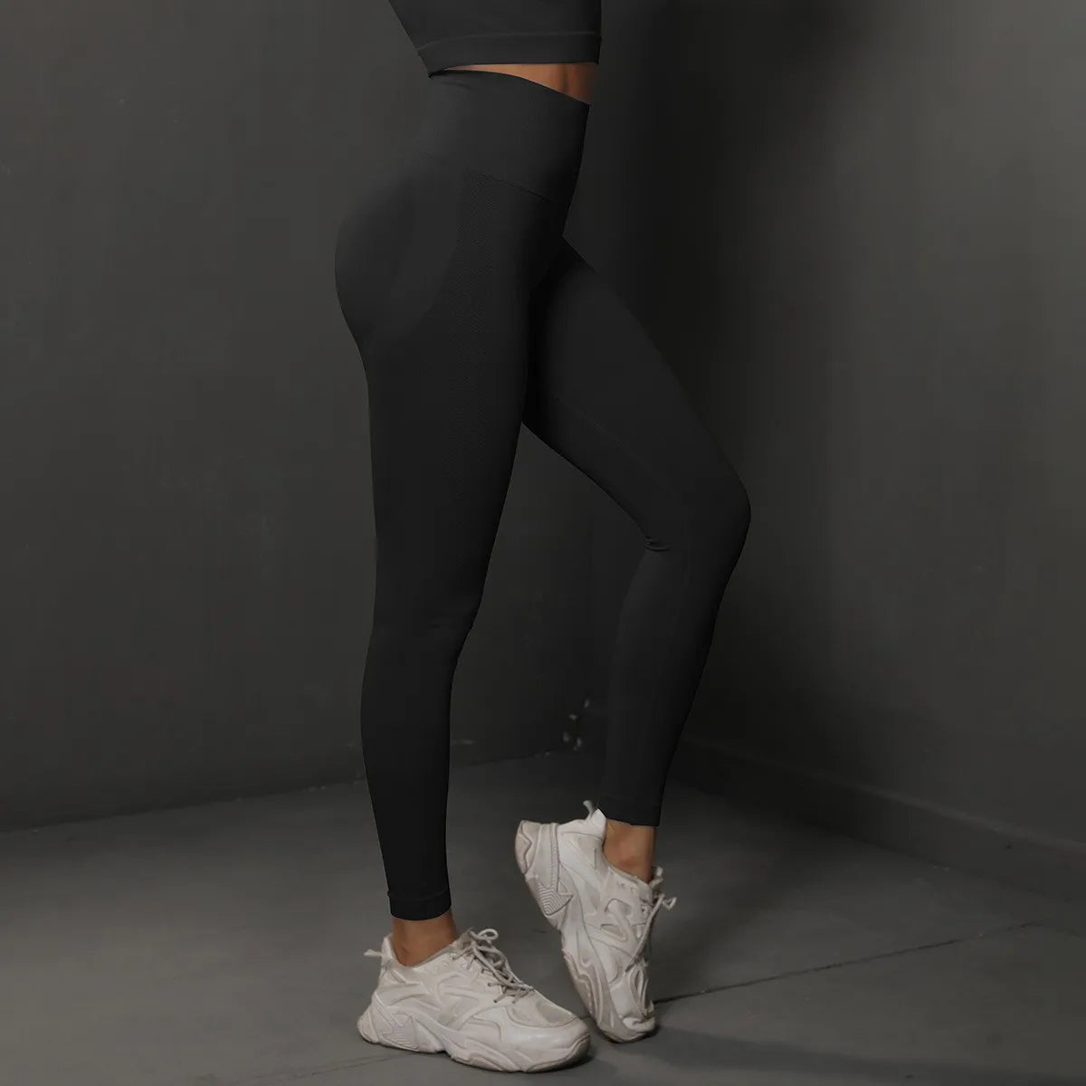High-Waist Seamless Yoga Leggings – USA-Made Push-Up Fitness & Gym Tights