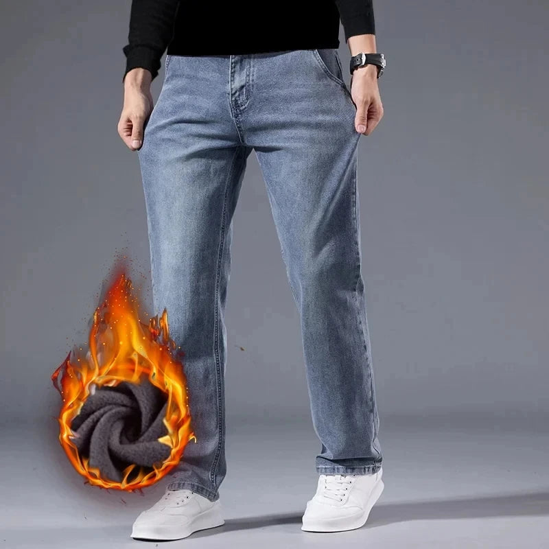Men's Fleece-Lined Straight-Leg Stretch Jeans