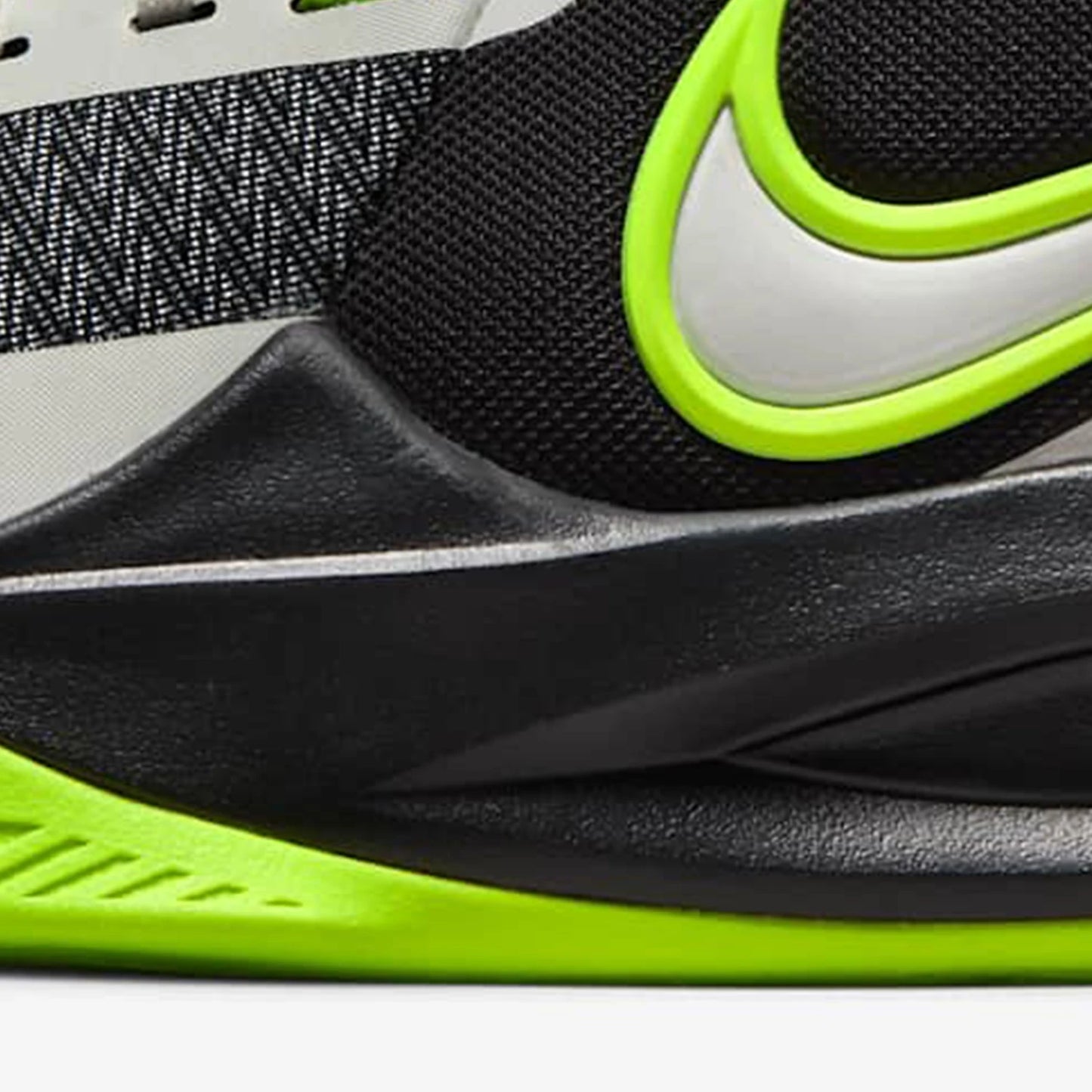 Nike Precision VI Men's Low-Cut Basketball Sneakers