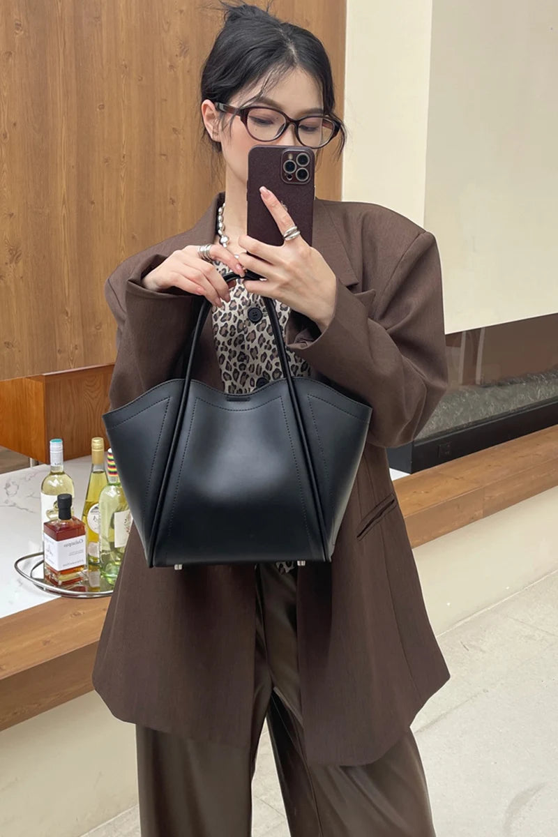 2025 Women's Large Capacity Handbag Wing Design Handheld Tote Daily Use And Commuting Single Shoulder Crossbody Bag for Ladies
