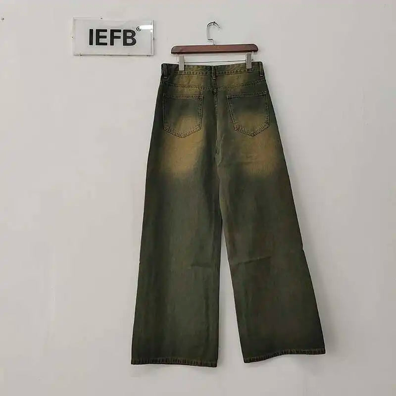Men's Loose Straight-Leg Denim Jeans & Shorts