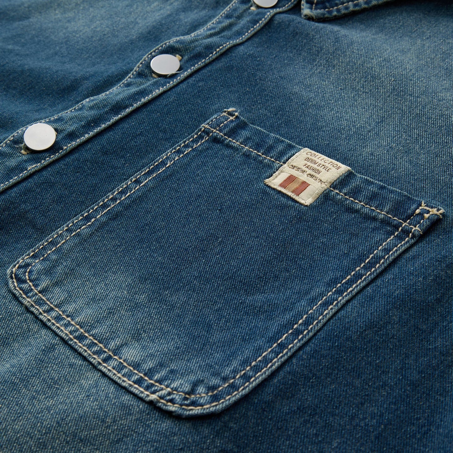 Men's Casual Denim Shirt Jacket Classic Button Up Workwear Style Jean Coat for Spring Fall