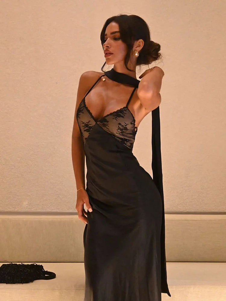 Lace Patchwork Backless V-Neck Dress