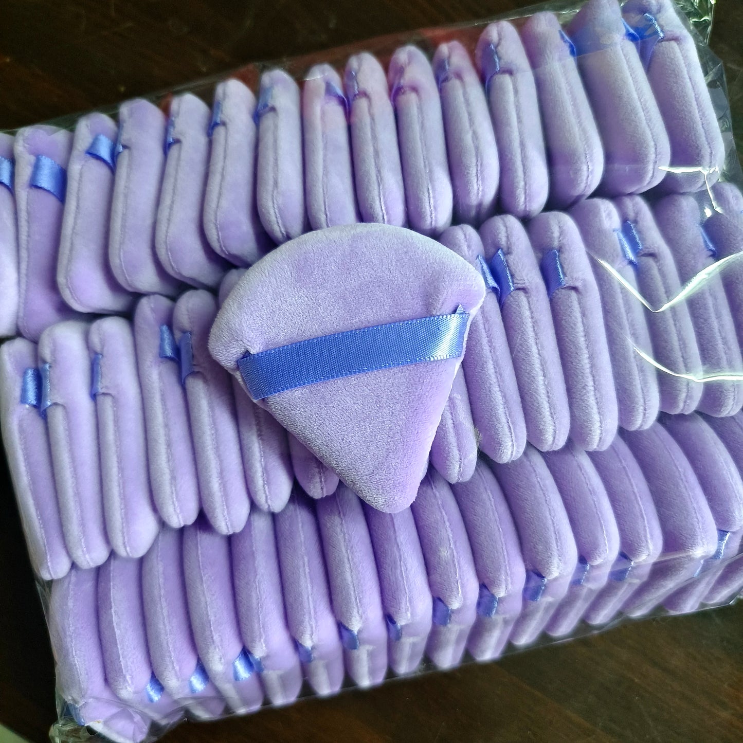 Wholesale 50Pcs Triangle Powder Puff Mini Face Makeup Sponge Cosmetics Soft Cotton Face Powder Puff Washable Velvet Makeup Puff