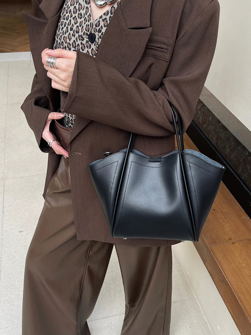 2025 Women's Large Capacity Handbag Wing Design Handheld Tote Daily Use And Commuting Single Shoulder Crossbody Bag for Ladies