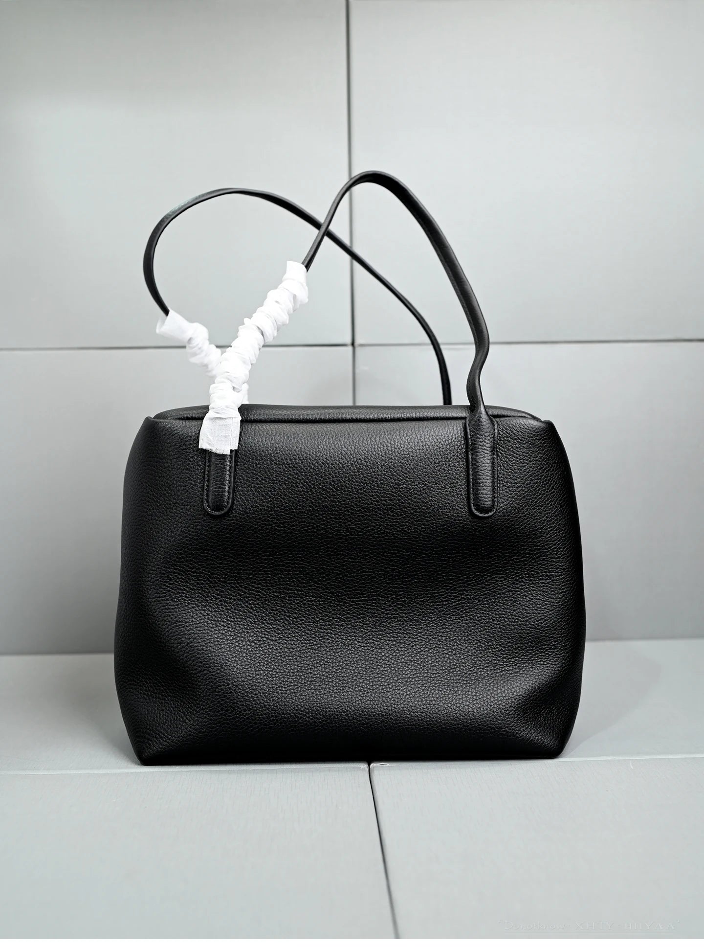 XHTY Genuine Leather Shoulder Bag Underarm Bag Women Soft Large Capacity Bowling Bag Simple Fashion Top Layer Cowhide New Model