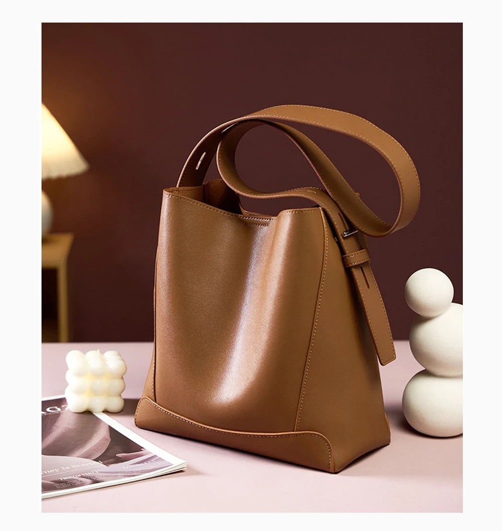 Zency New 2026 TrendyTwo Layer Cow Leather Shopper Shoulder Bag Commuter Large Bucket Handbag Simple High Quality Women Tote Bag