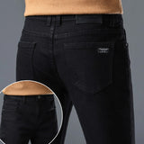 Men's Stretch Straight-Leg Jeans