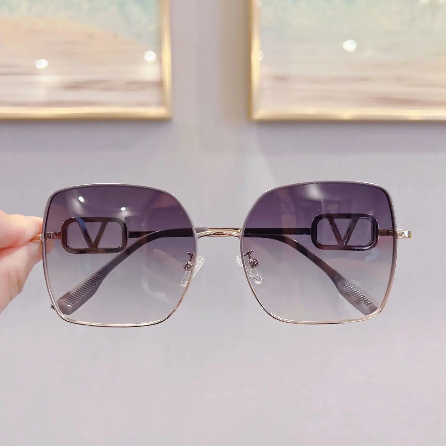 2025 New Fashion Metal Square Polarized Sun Glasses Women Luxury Diamond UV400 Sunglasses Ladies Oversized Eyewears Gafas De Sol