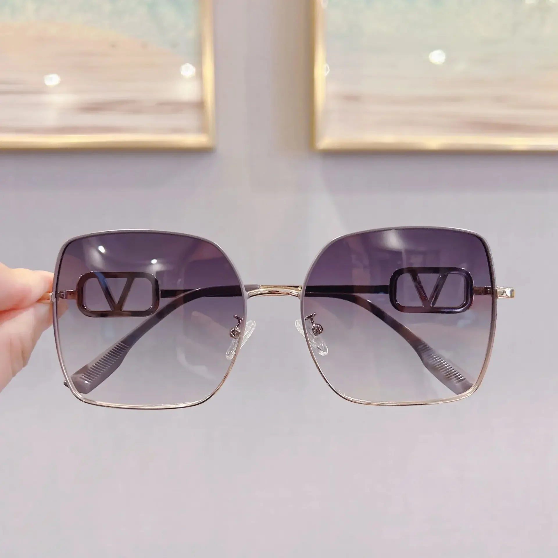 2025 New Fashion Metal Square Polarized Sun Glasses Women Luxury Diamond UV400 Sunglasses Ladies Oversized Eyewears Gafas De Sol