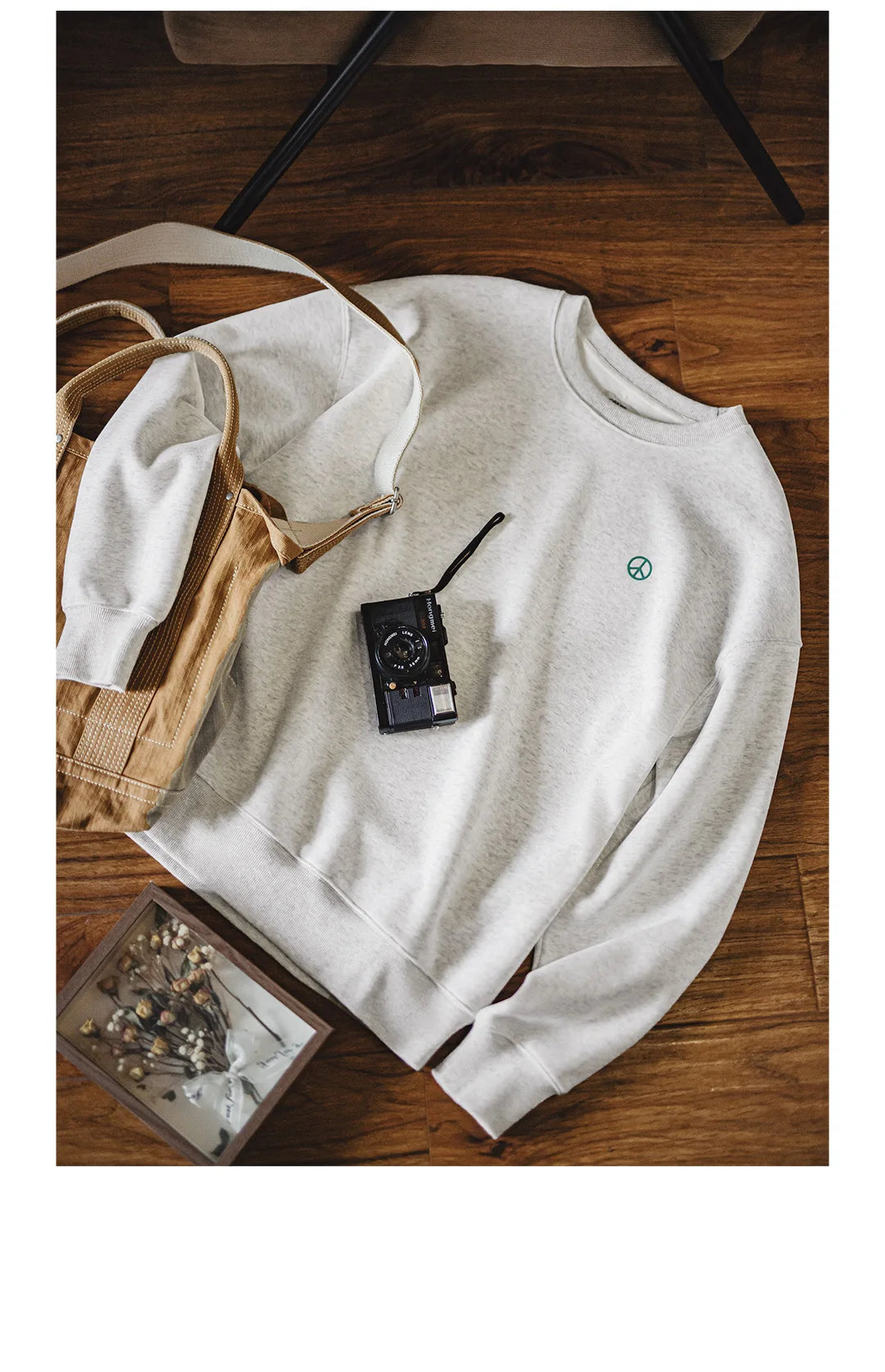 Maden Men's Gray Fleece Crewneck Sweatshirt