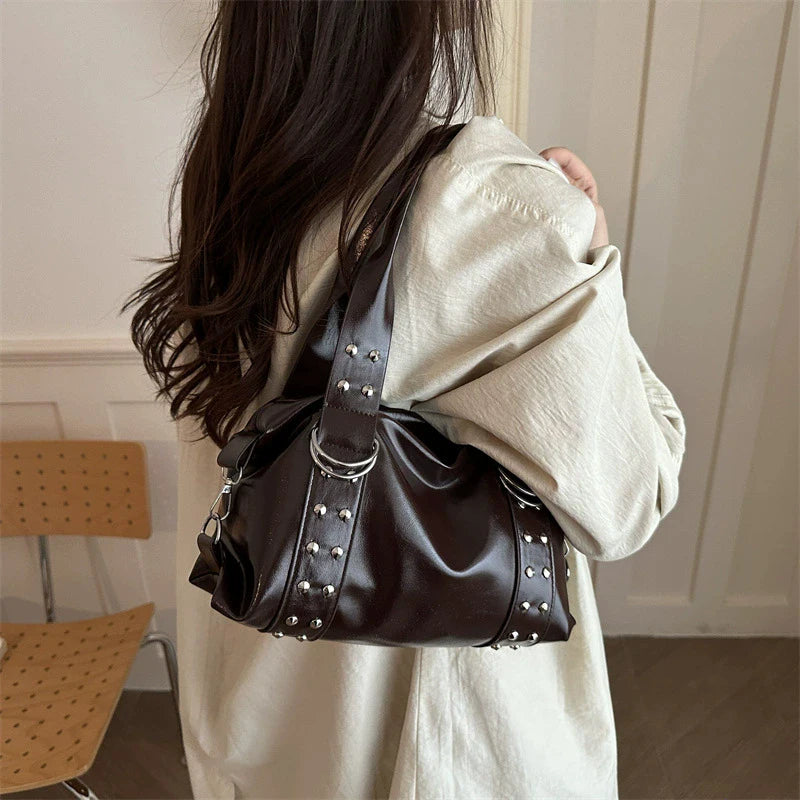 High Quality PU Leather Women's Shoulder Bag Large Capacity Y2K Underarm Bag Fashion Rivet Women Daily Boston Handbag