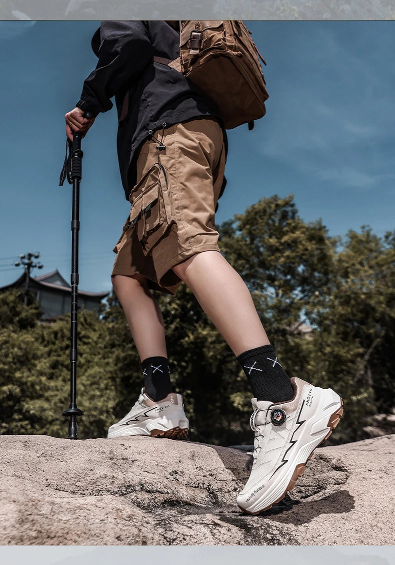 Outdoor Hiking Shoes for Men, Lightweight Travel Hiking Shoes, Breathable Mesh Sneakers, Casual Walking Shoes, Rotating Buckle Design, Non-Slip and Wear-Resistant Trail Shoes, Suitable for Mountaineering and Camping, 2026 New
