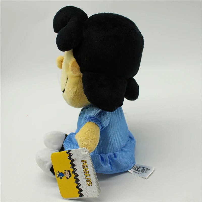 1piece 28CM high quality Cartoon Peanuts Snoopy Charlie Sally Woods Plush soft toys Snoopy dog animal dolls best Christmas gift