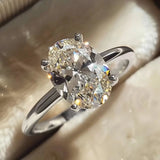 925 Sterling Silver Oval Cut Zircon Ring – Luxury Engagement & Wedding Jewelry